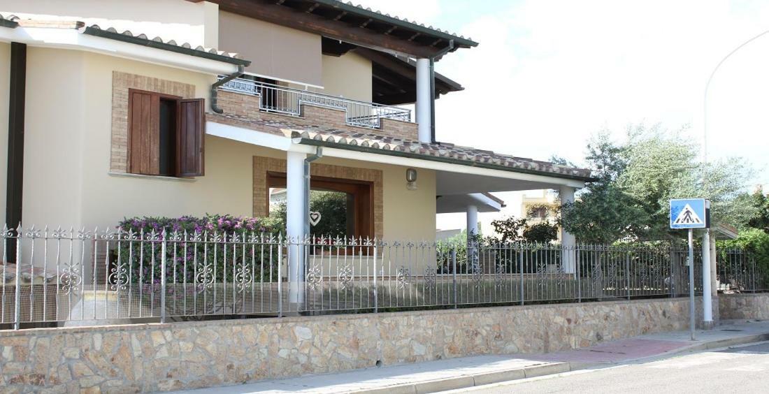 B&B Martina Assemini Ngoại thất bức ảnh